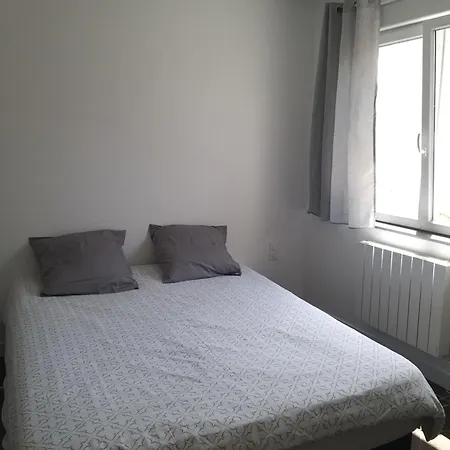 Apartment Prive Moderne Et Lumineux Plain-pied Oyonnax